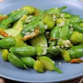 Bí nụ xào tỏi