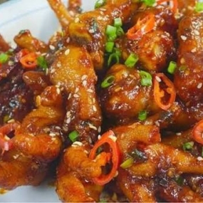 Chân gà rút xương chiên nước mắm 