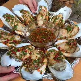 Hàu sốt thái