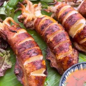 Mực trứng nướng mọi