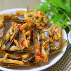 Ốc móng tay xào sa tế