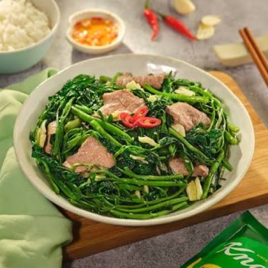 Rau muống xào bò